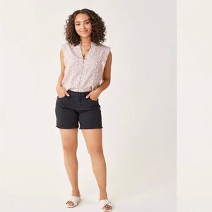 Carve Designs Black Maui 6” Shorts, Size 6